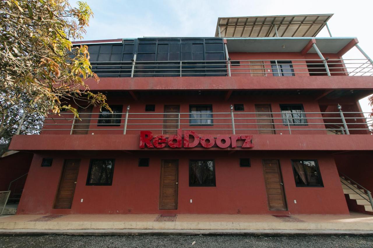 Reddoorz Plus At Malabag Silang - Vaccinated Staff Exteriör bild